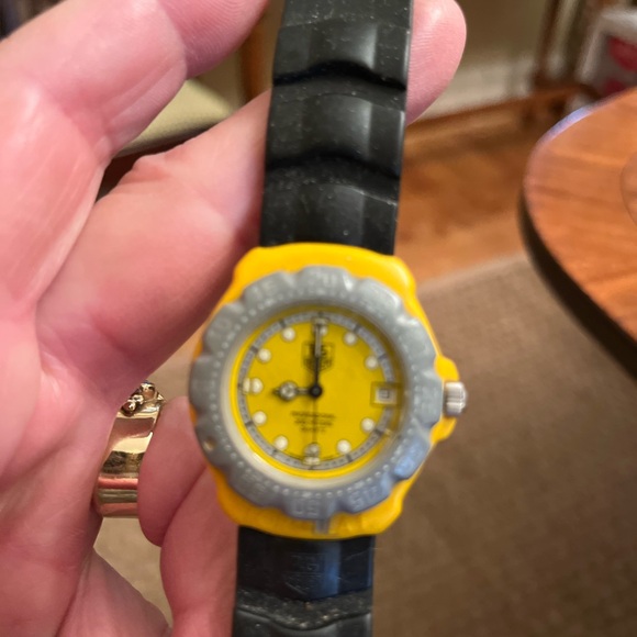 Tag Heuer Formula One - Picture 3 of 4